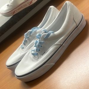 Vans men’s size 8 white shoes